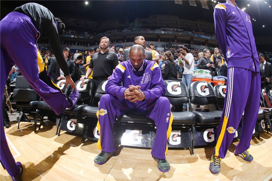 斯卡洛尼：要像没夺冠过那样争世界杯，梅西是否参赛他自己定（斯卡洛尼：以未曾夺冠的心态冲击世界杯，梅西是否出战由他自己决定）