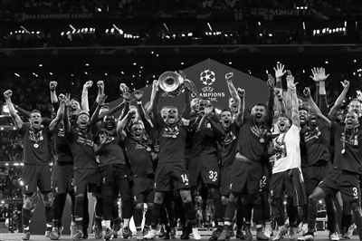 强势复苏！迪温琴佐、麦丹和里德合砍56分，上场仅12分（一战爆发！迪温琴佐、麦丹和里德合力砍下56分，上一场仅得12分）