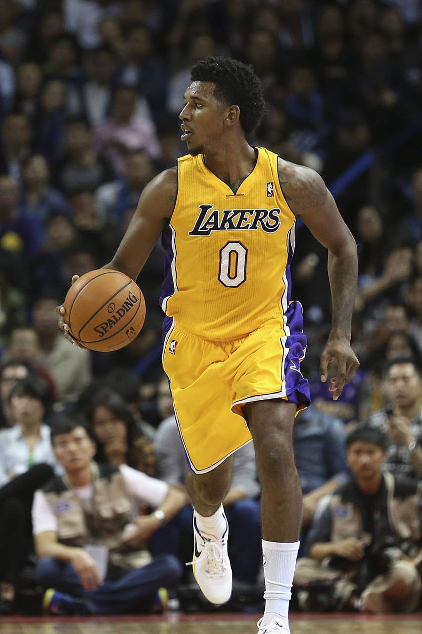 每体：西甲启动2027-32赛季在西班牙的电视转播权拍卖（每体：西甲开启2027-32赛季西班牙本土电视转播权招标）