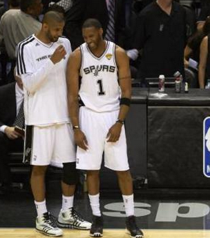 意大利杯焦点战：亚特兰大 VS 热那亚，顶级分析决定赛事走向。（意大利杯重磅对决：亚特兰大对阵热那亚，深度解析左右胜负走向）